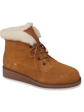 Mykos Demi Wedge Fur Lined Winter Lace Up Boots Cognac Size 9 NEW